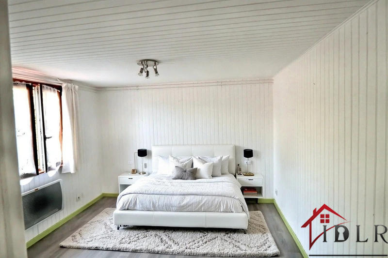 Maison - 110 m² - 6 pièces