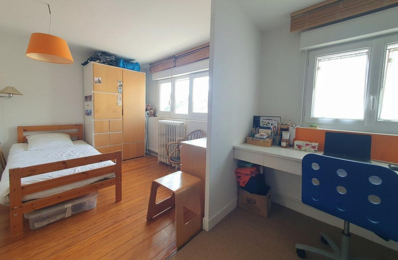 Maison - 204 m² - 6 pièces