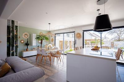 Maison - 126 m² - 6 pièces