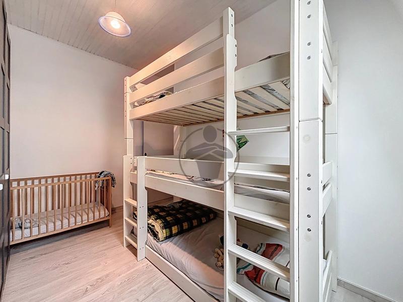 Maison - 93 m² - 5 pièces