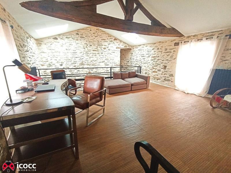 Maison de bourg - 300 m² - 9 pièces