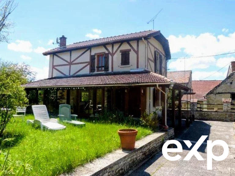 Maison traditionnelle - 88 m² - 4 pièces