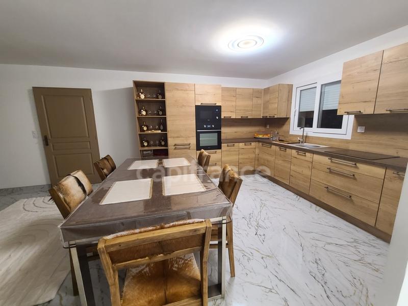 Maison - 106 m² - 4 pièces