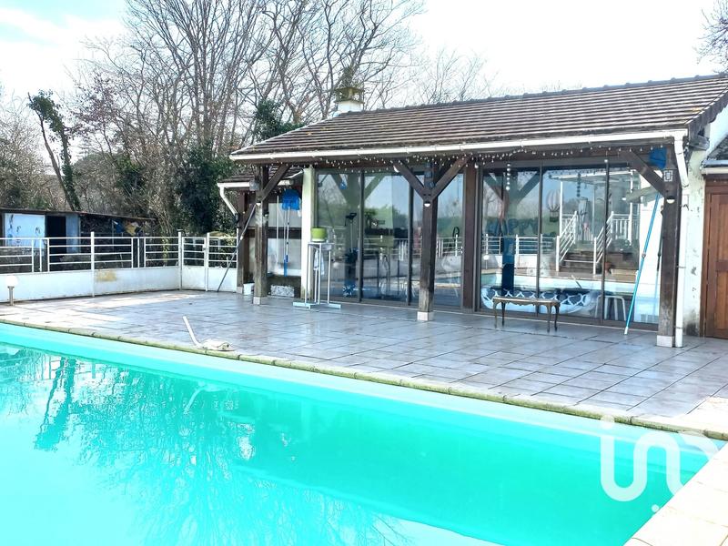 Maison - 138 m² - 6 pièces