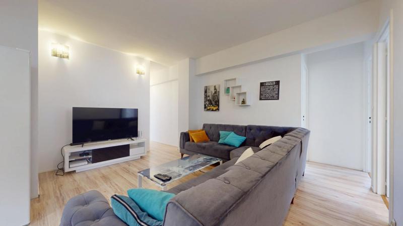 Appartement - 113 m² - 7 pièces