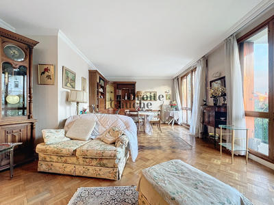 Appartement - 79 m² - 3 pièces