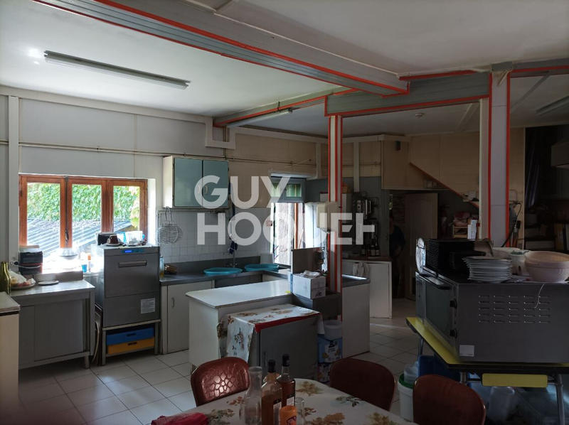 Local commercial - 425 m²