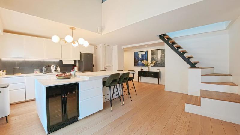 Appartement - 140 m² - 4 pièces