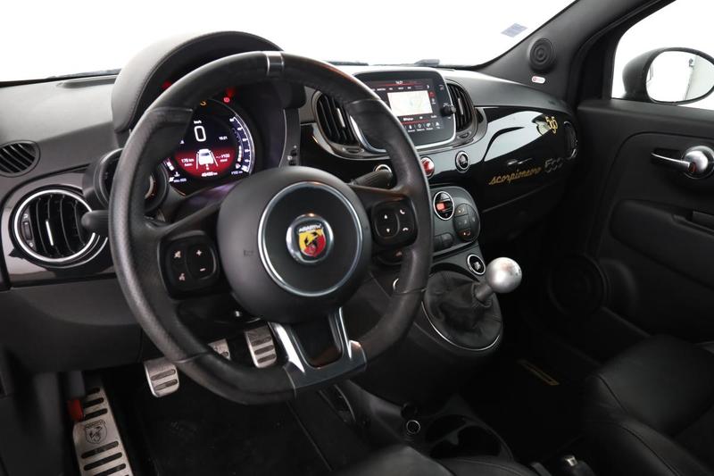 Abarth 500 1.4 Turbo t-Jet 595 Scorpioneoro 165 ch