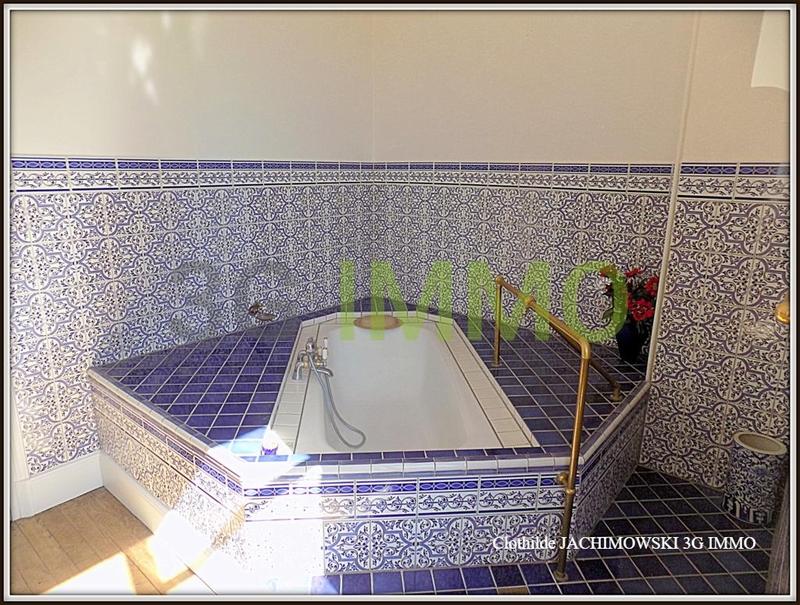 Propriété - 350 m² - 17 pièces