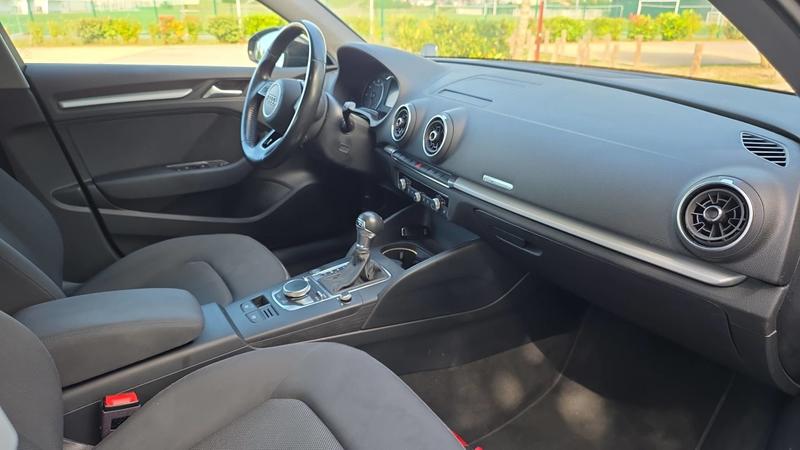 Audi A3 sportback III 1.5 Tfsi 150 s-Tronic7 s line - Automatique