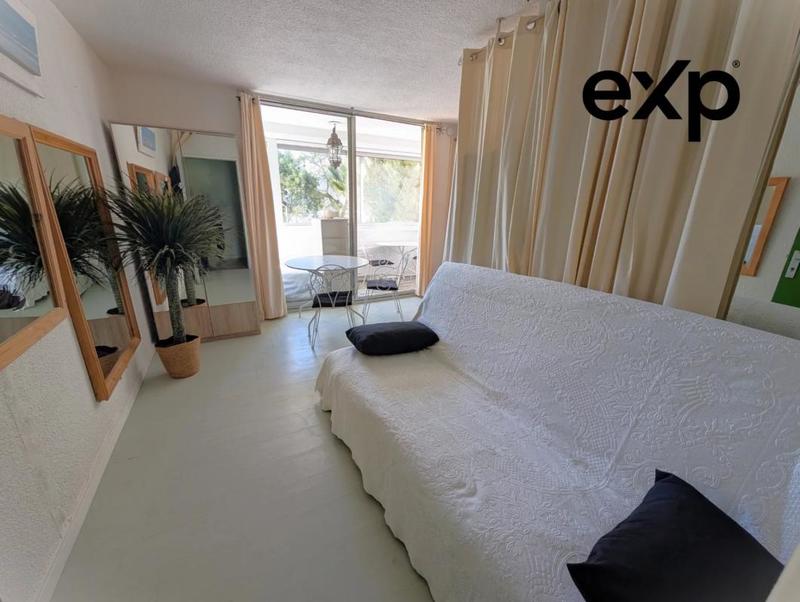 Studio - 24 m² - 1 pièce