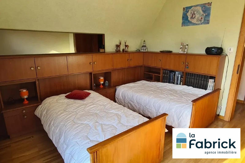 Maison - 159 m² - 6 pièces