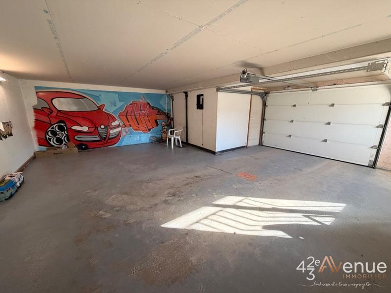 Maison - 265 m² - 6 pièces