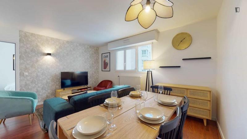 Chambre - 10 m² - 5 pièces