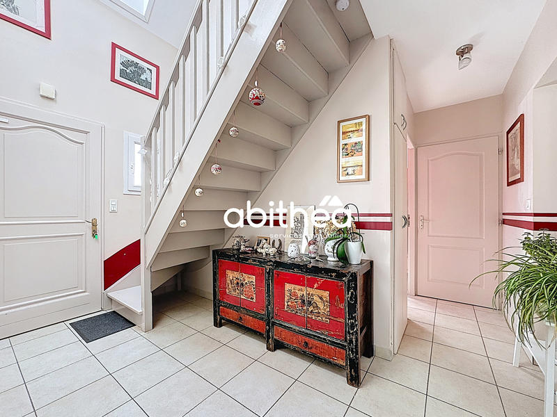 Maison - 175 m² - 7 pièces