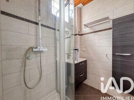 Maison - 99 m² - 5 pièces