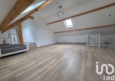 Maison - 260 m² - 12 pièces