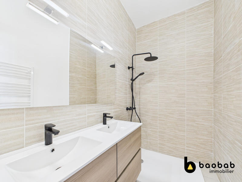 Appartement - 64 m² - 3 pièces