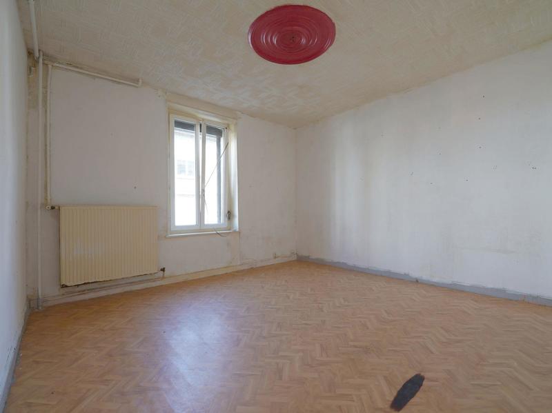 Maison - 70 m² - 5 pièces