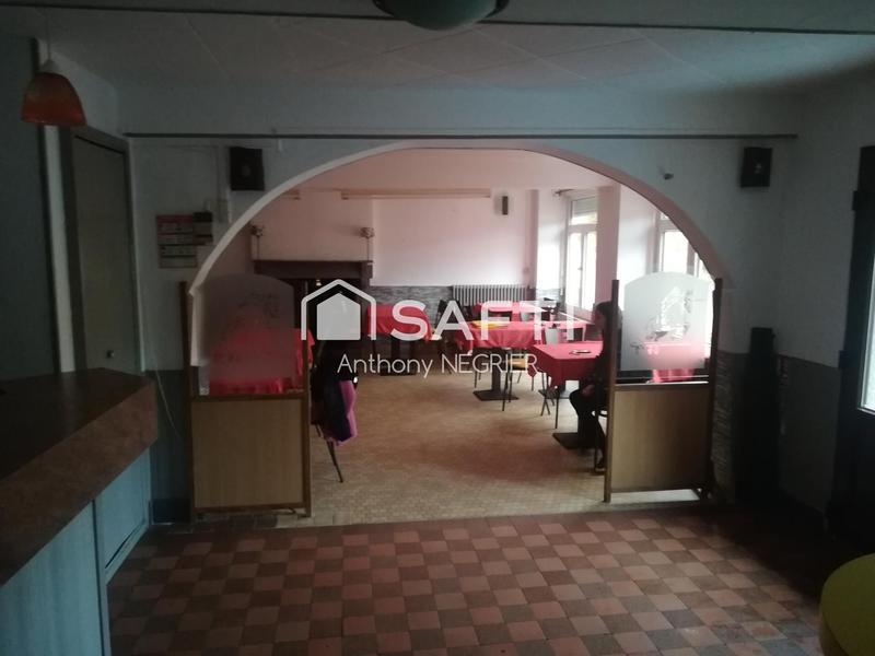 Maison - 265 m² - 13 pièces