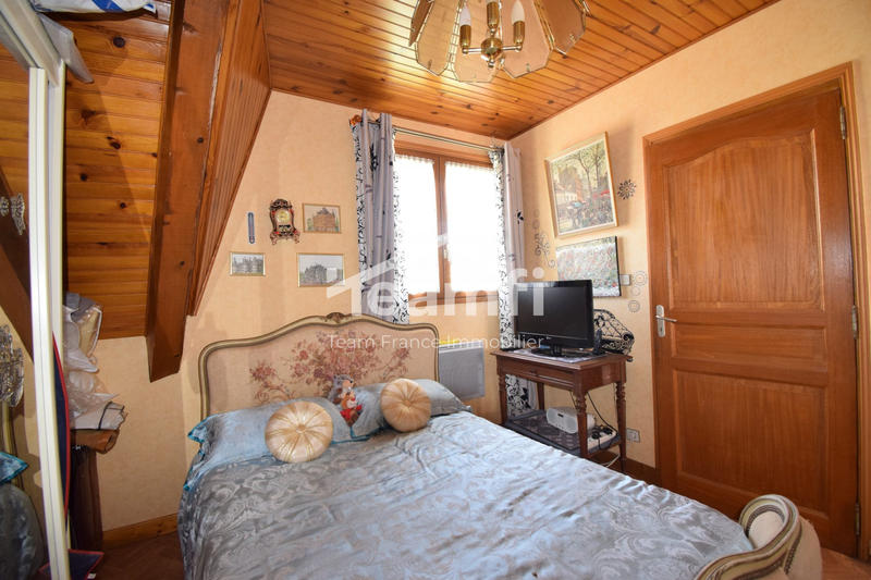 Maison - 310 m² - 10 pièces