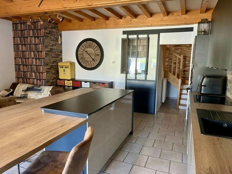 Maison - 101 m² - 5 pièces