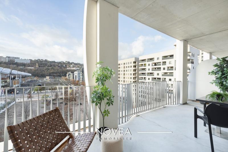 Appartement - 94 m² - 4 pièces