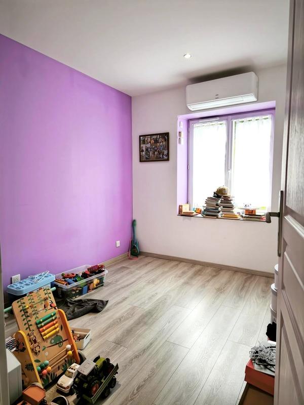 Appartement - 100 m² - 6 pièces