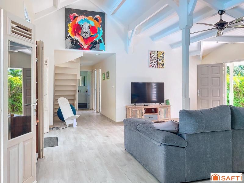 Maison - 140 m² - 5 pièces