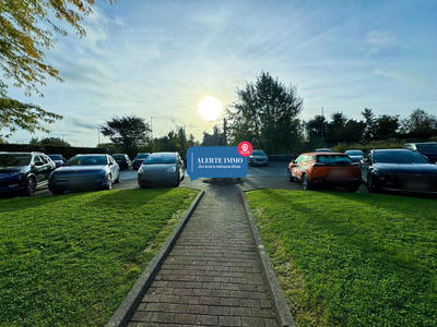 Bureau - 742 m² - 30 pièces