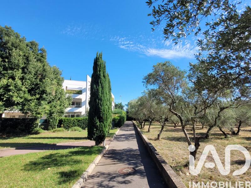 Appartement - 93 m² - 3 pièces