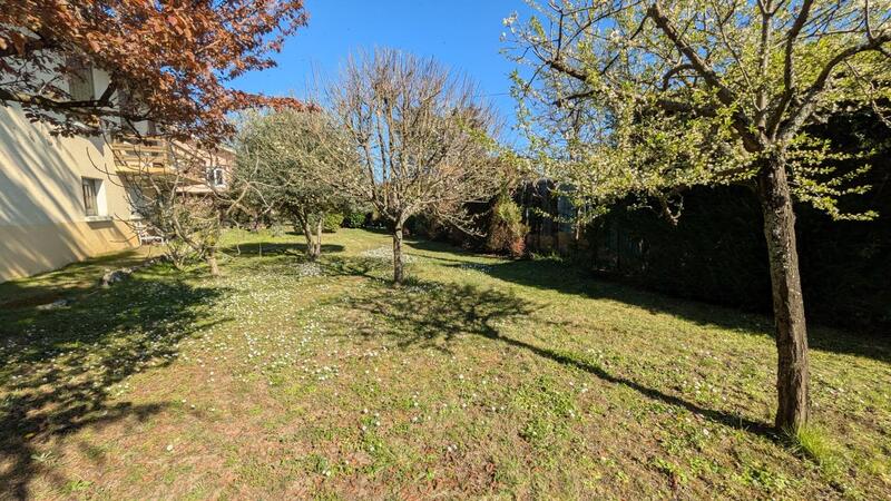 Maison - 177 m² - 6 pièces