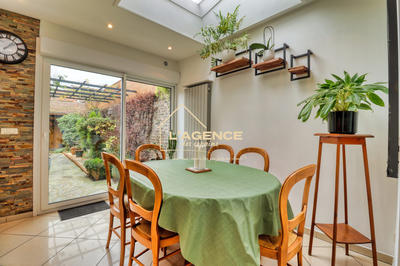 Maison - 111 m² - 5 pièces