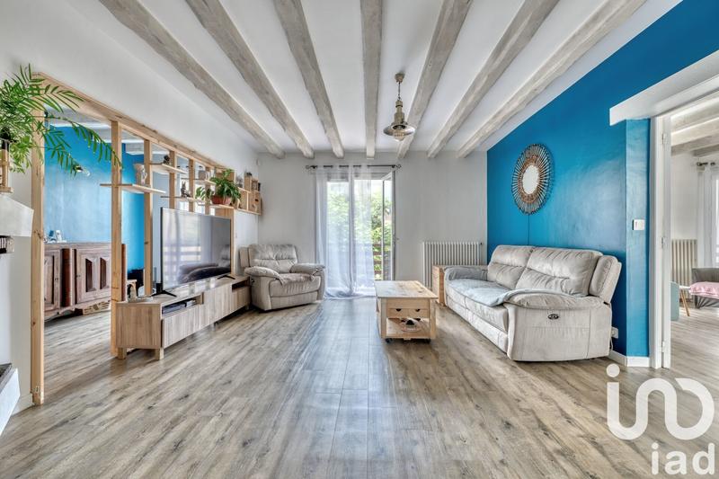 Maison - 210 m² - 8 pièces