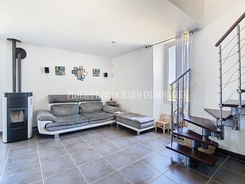 Maison - 98 m² - 5 pièces