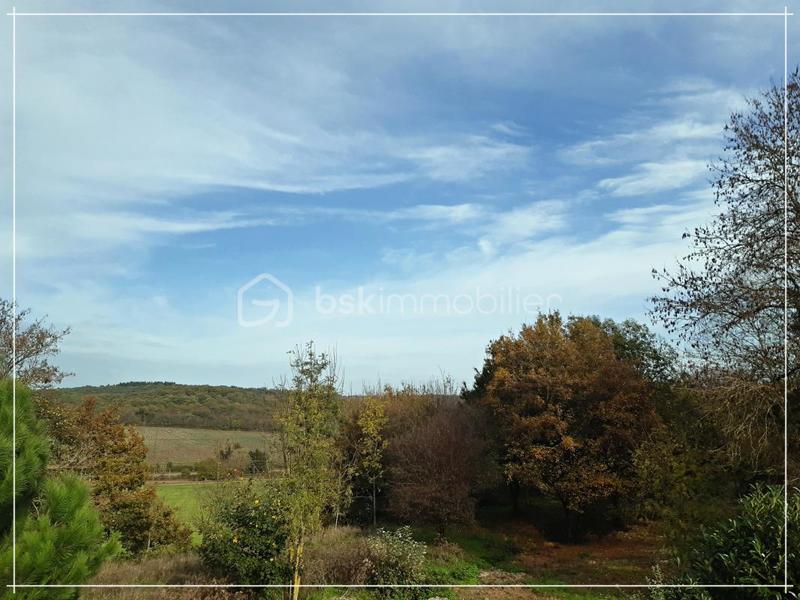 Maison - 400 m² - 7 pièces