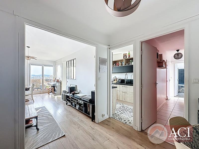 Appartement - 82 m² - 4 pièces