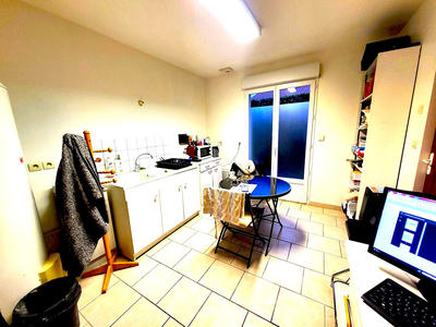 Local d'activité / Entrepôt - 193 m² - 1 pièce