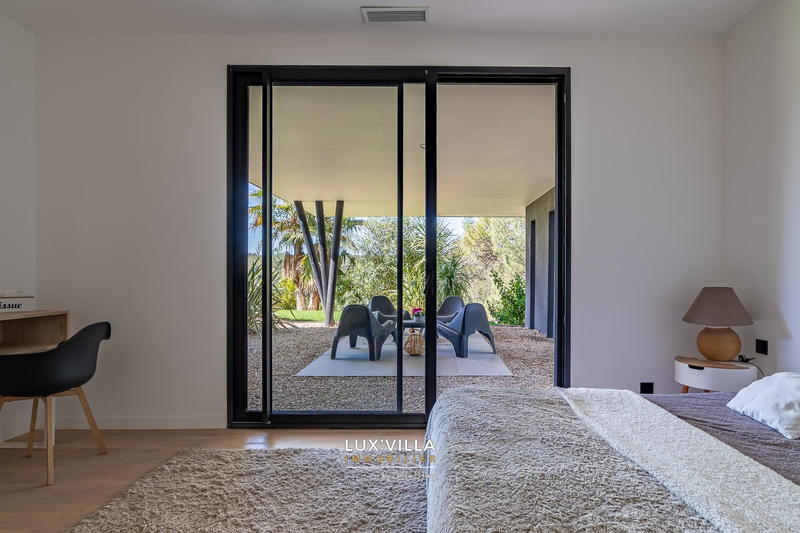 Villa - 397 m² - 10 pièces