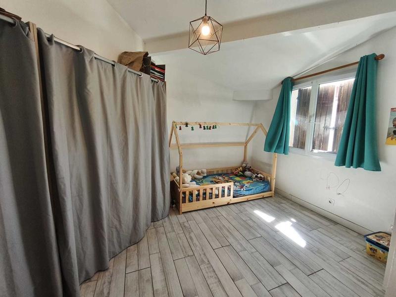 Maison d'architecte - 235 m² - 7 pièces