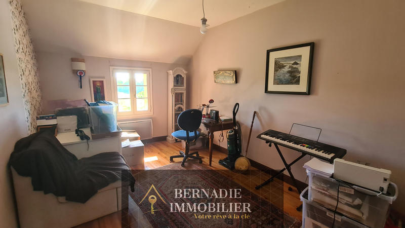 Maison - 200 m² - 4 pièces