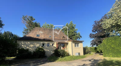 Maison - 160 m² - 8 pièces