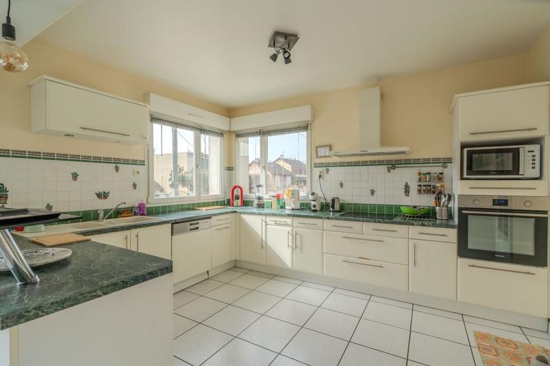 Maison - 157 m² - 7 pièces