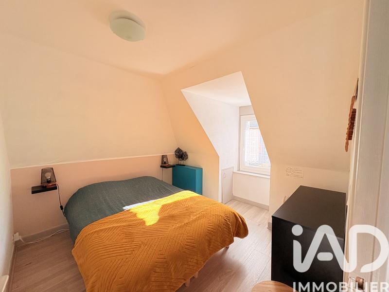 Maison - 300 m² - 11 pièces