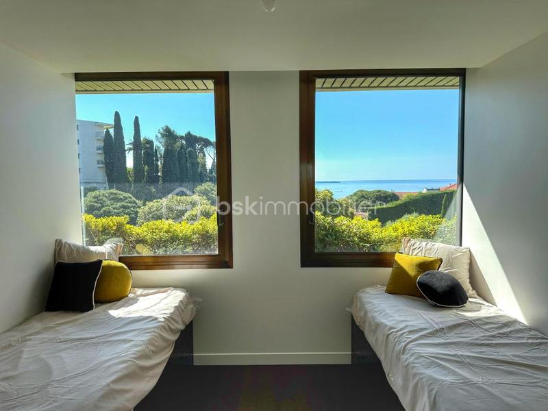 Appartement - 132 m² - 4 pièces