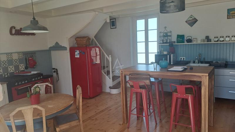 Maison en pierre - 175 m² - 6 pièces