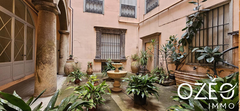 Appartement - 160 m² - 4 pièces