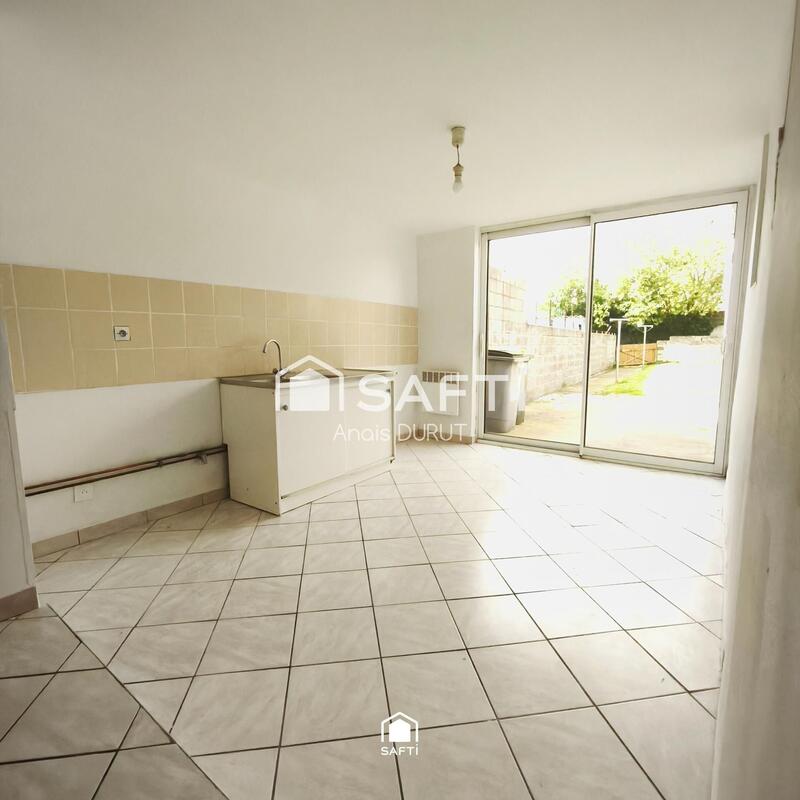 Maison - 96 m² - 5 pièces