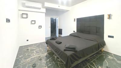 Loft - 157 m² - 5 pièces